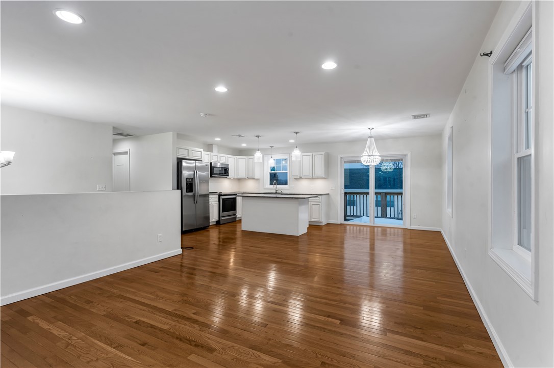 40 Burnside Avenue Woonsocket, RI 02895 - Photo 8 of 30