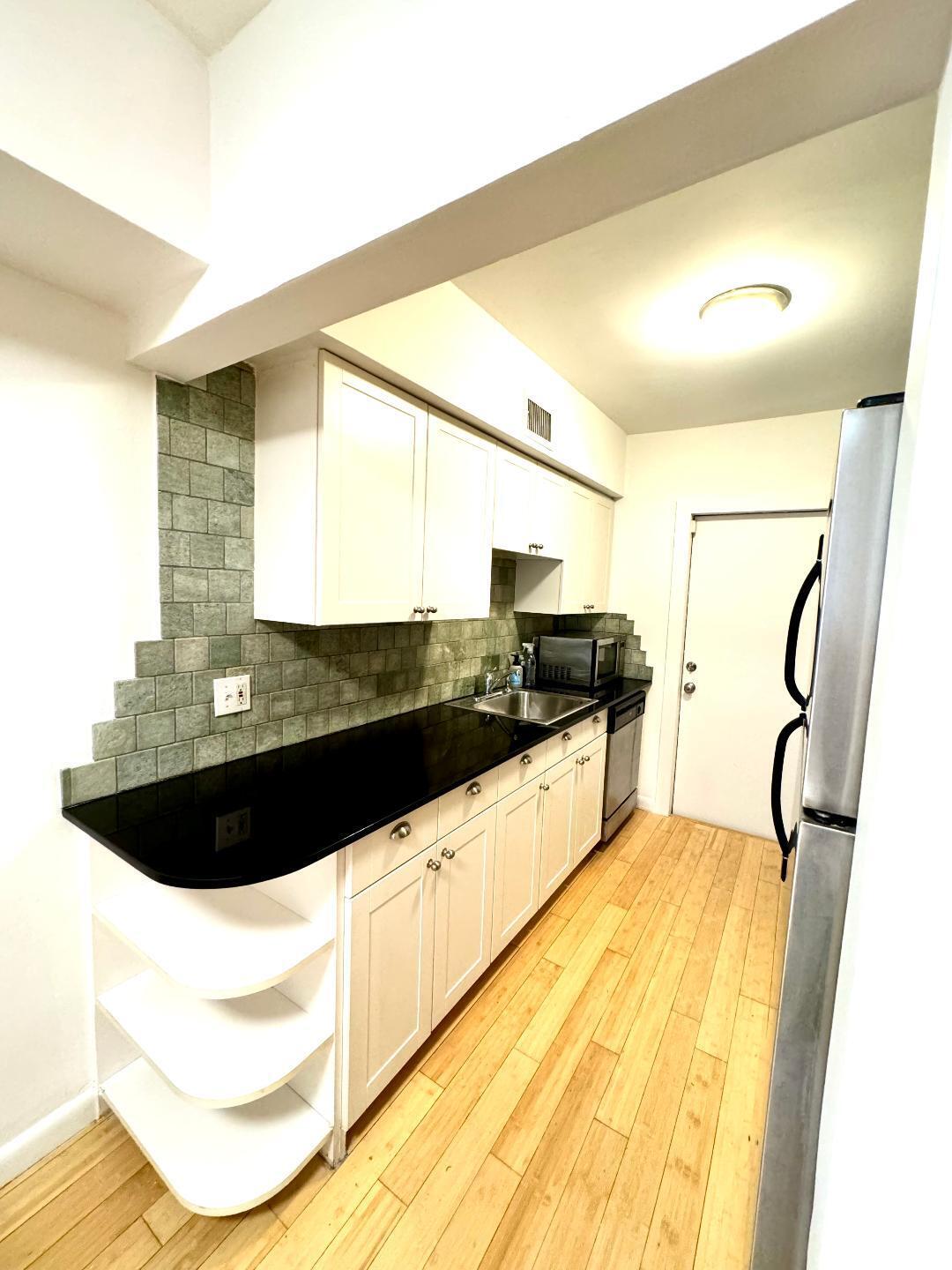 1242 Alton Road, Unit 202 Miami Beach, FL 33139 - Photo 6 of 8 Kitchen