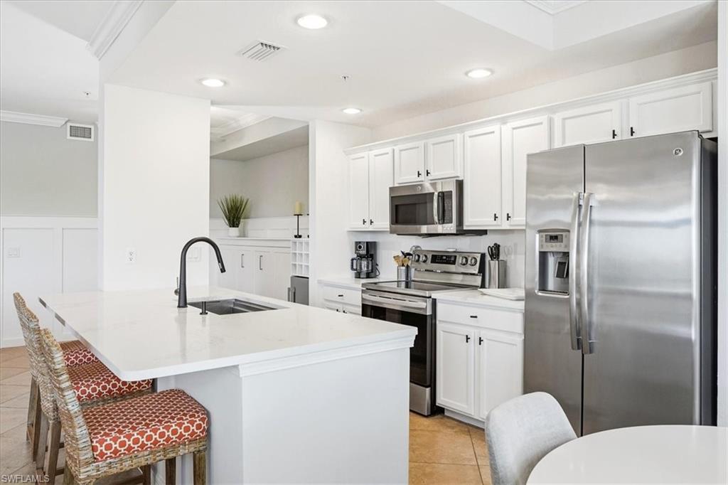 9554 Trevi Court, Unit 4737 Naples, FL 34113 - Photo 13 of 44