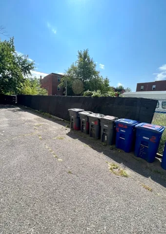 $1,900 | 320 Garden Street, Hartford, CT 06120