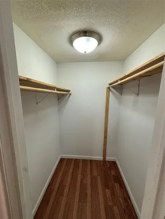 $1,100 | 5520 Menard Avenue, Unit 2, Galveston, TX 77551