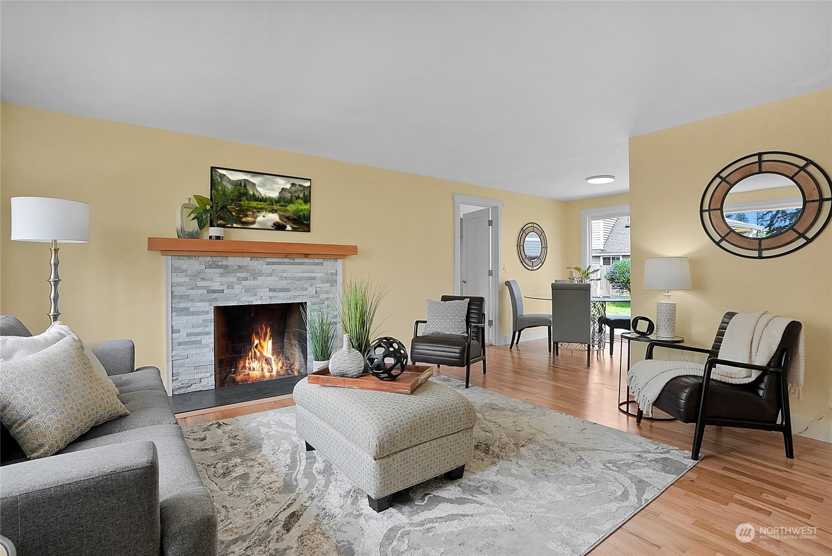 8023 213th Street Southwest Edmonds, WA 98026 - Photo 6 of 35 Gallery Image 6