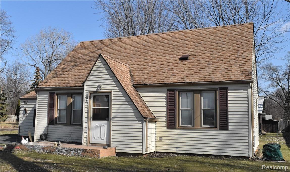 6697 Merriman Road Romulus, MI 48174 - Photo 1 of 10 front.jpg