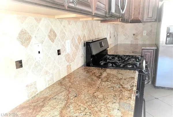 $2,195 | 285 Ladies Tee Court, Las Vegas, NV 89148