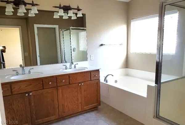 $2,195 | 285 Ladies Tee Court, Las Vegas, NV 89148
