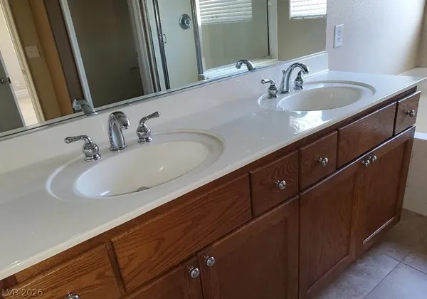 $2,195 | 285 Ladies Tee Court, Las Vegas, NV 89148