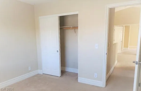 $2,195 | 285 Ladies Tee Court, Las Vegas, NV 89148