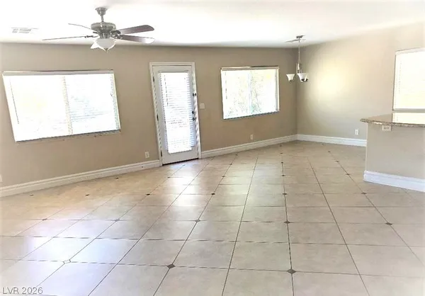 $2,195 | 285 Ladies Tee Court, Las Vegas, NV 89148