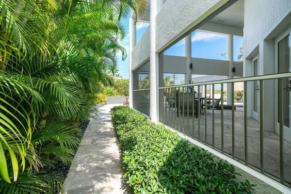 $4,800,000 | 10561 Southeast Le Parc, Jupiter, FL 33469
