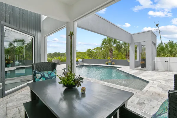 $4,800,000 | 10561 Southeast Le Parc, Jupiter, FL 33469