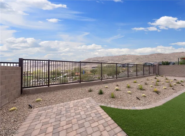$7,500 | 10743 Patina Hills Court, Las Vegas, NV 89135