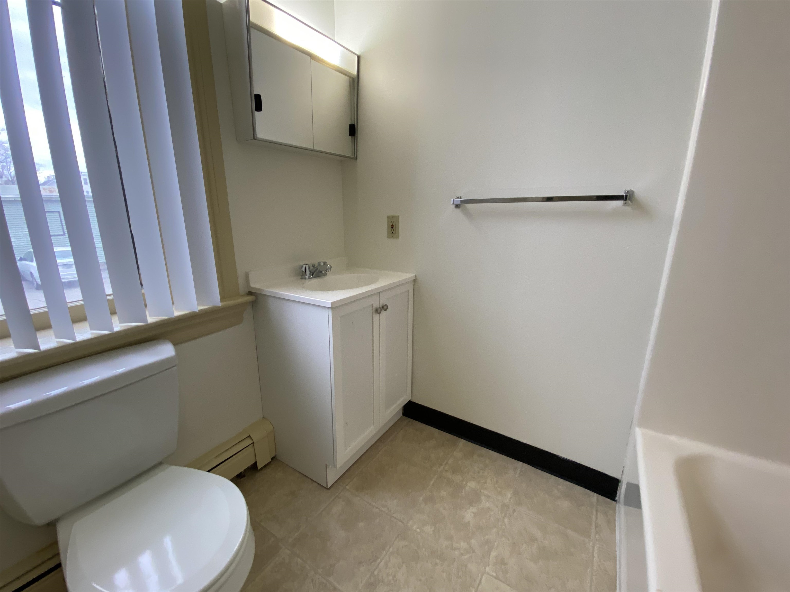 124 Orange Street, Unit 100 Manchester, NH 03104 - Photo 26 of 32