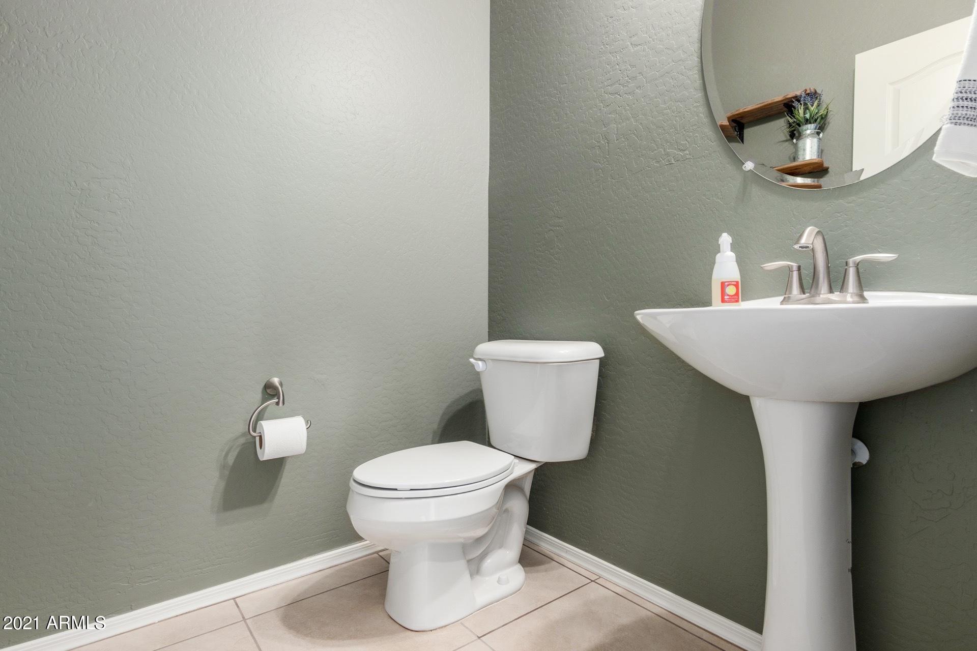2678 East Gillcrest Road Gilbert, AZ 85298 - Photo 13 of 47 0012-Gillcrest 11