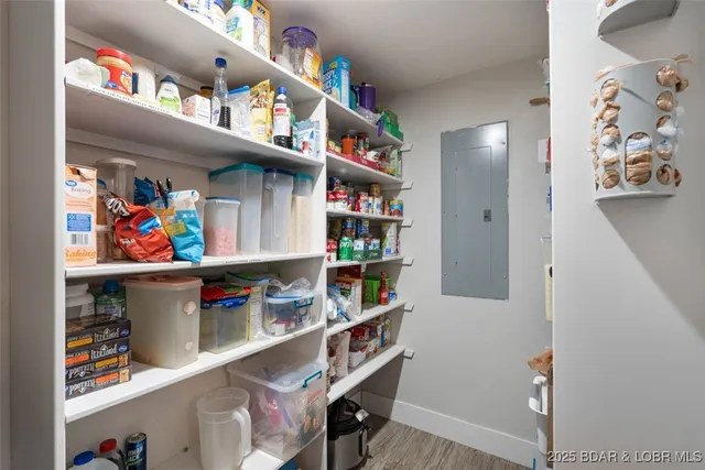 $499,500 | 406 South Godfrey Avenue, Eldon, MO 65026