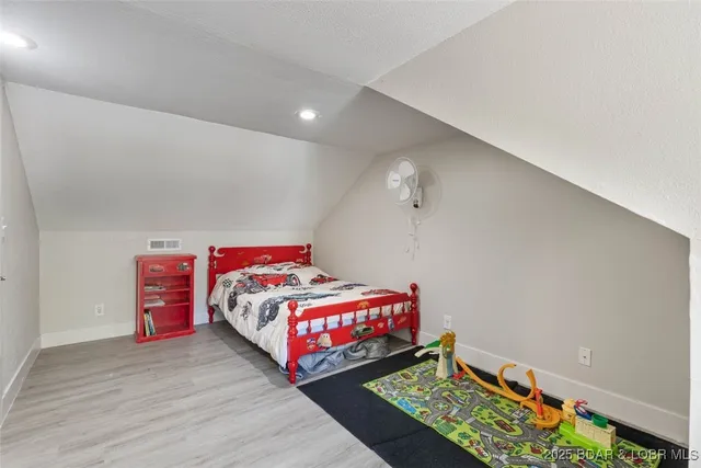 $499,500 | 406 South Godfrey Avenue, Eldon, MO 65026