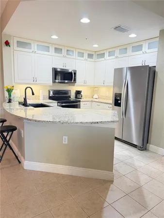 $1,450 | 1522 Southwest 50th Street, Unit 302, Cape Coral, FL 33914