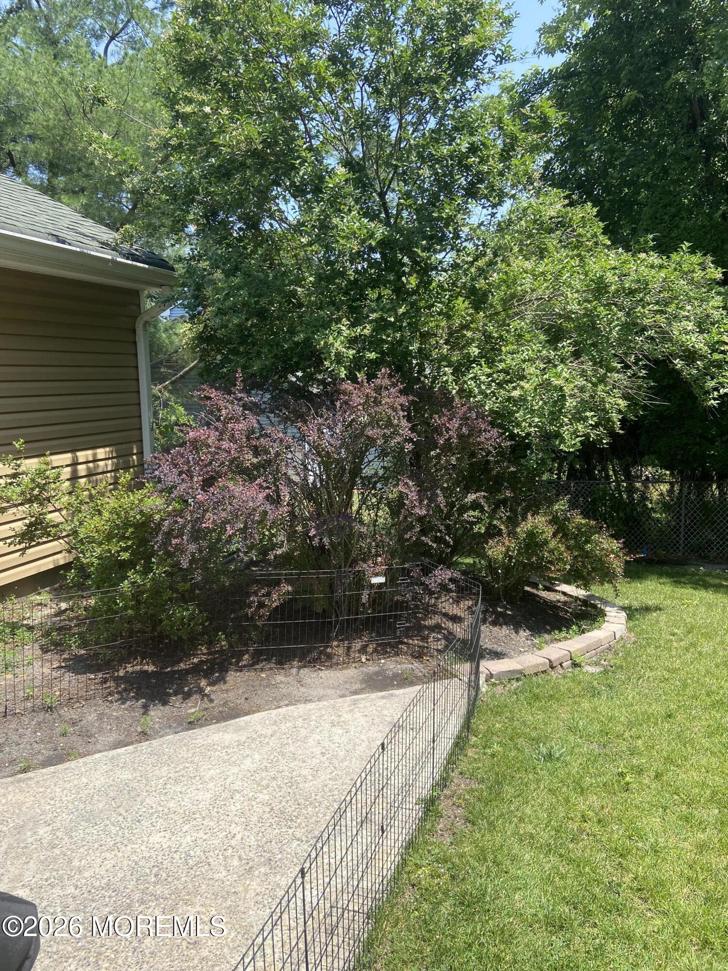 885 Yellowbank Road Toms River, NJ 08753 - Photo 26 of 31 Pic 4 YB yard