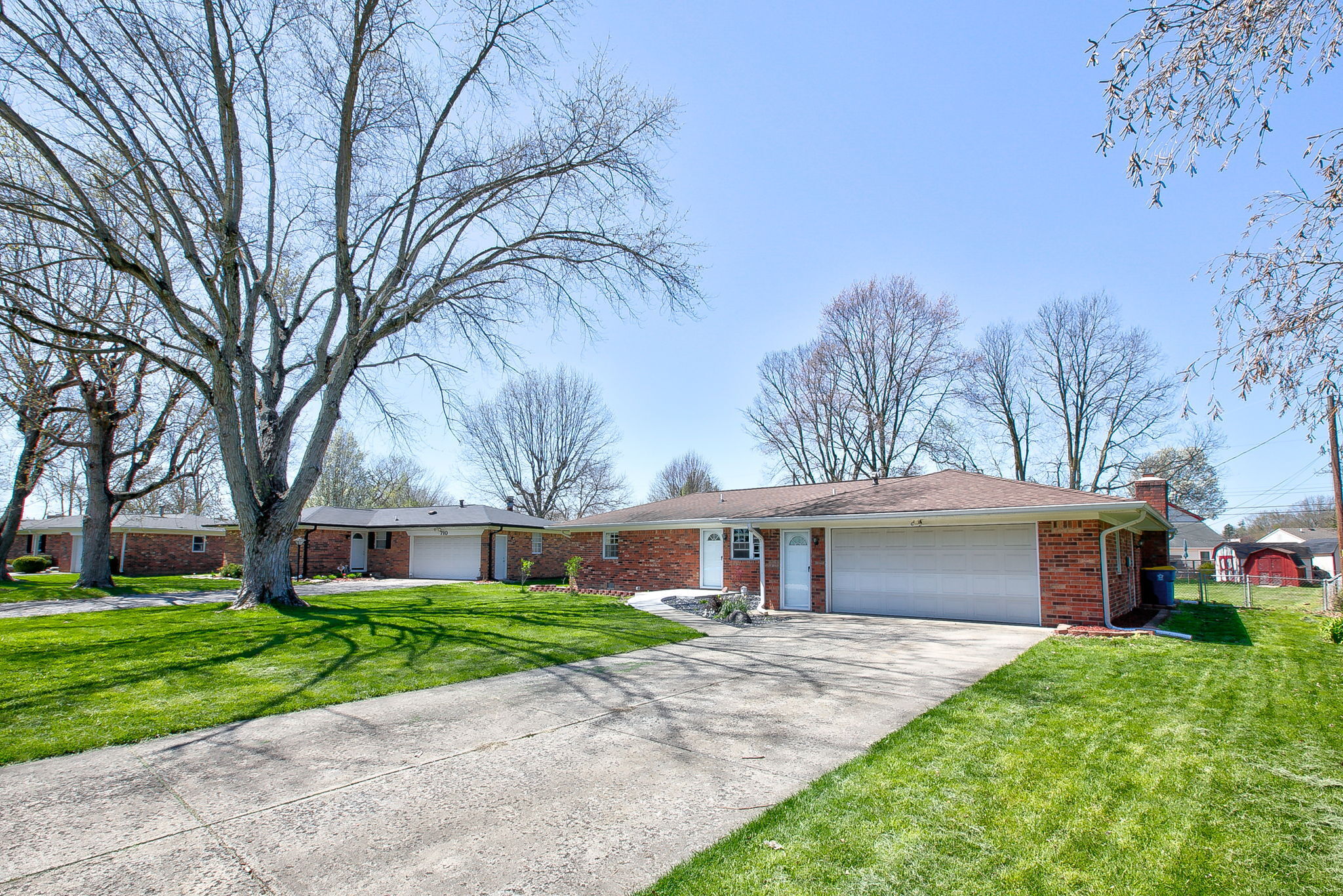 720 Hopkins Road Indianapolis, IN 46229 - Photo 3 of 40