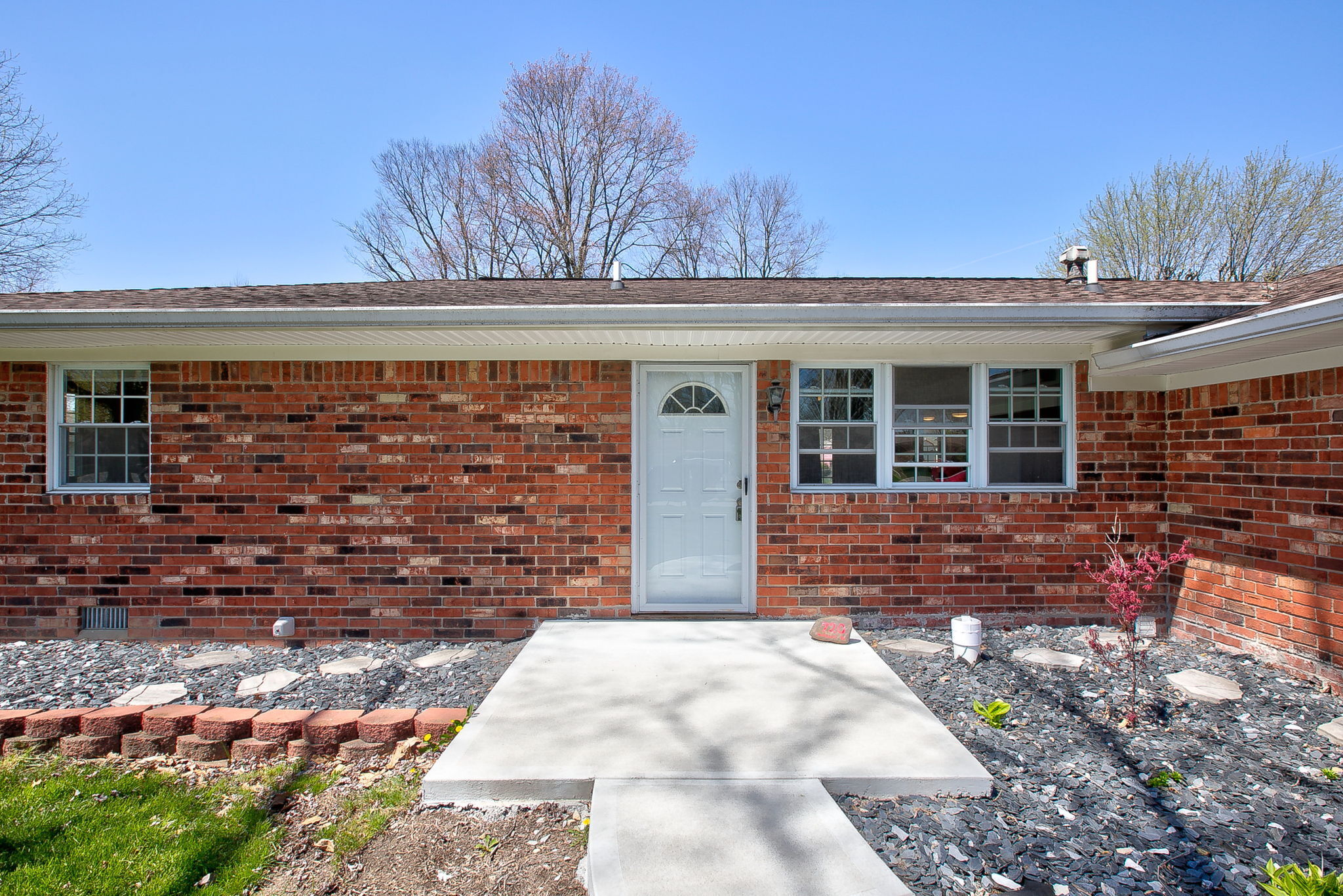720 Hopkins Road Indianapolis, IN 46229 - Photo 4 of 40