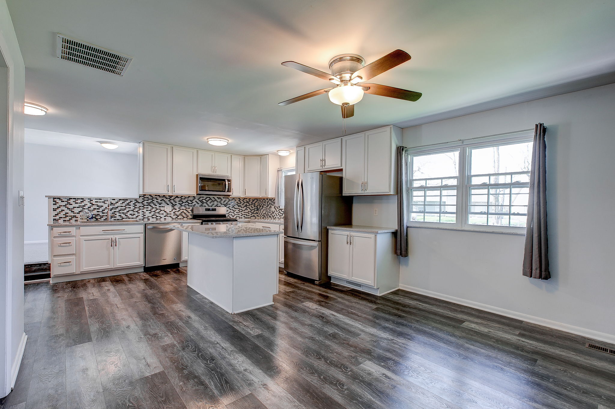 720 Hopkins Road Indianapolis, IN 46229 - Photo 8 of 40