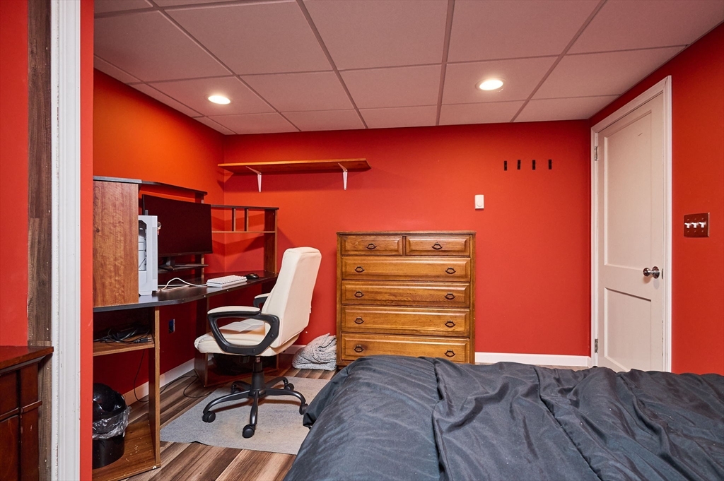 892 Westhampton Road Northampton, MA 01062 - Photo 15 of 28