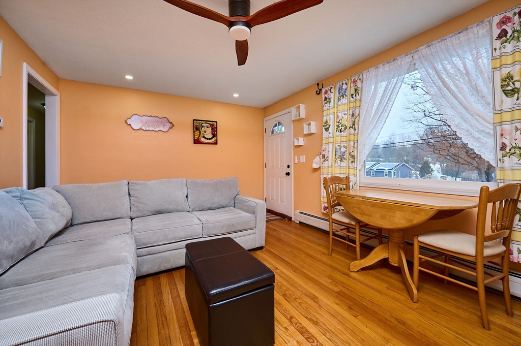 892 Westhampton Road Northampton, MA 01062 - Photo 4 of 28