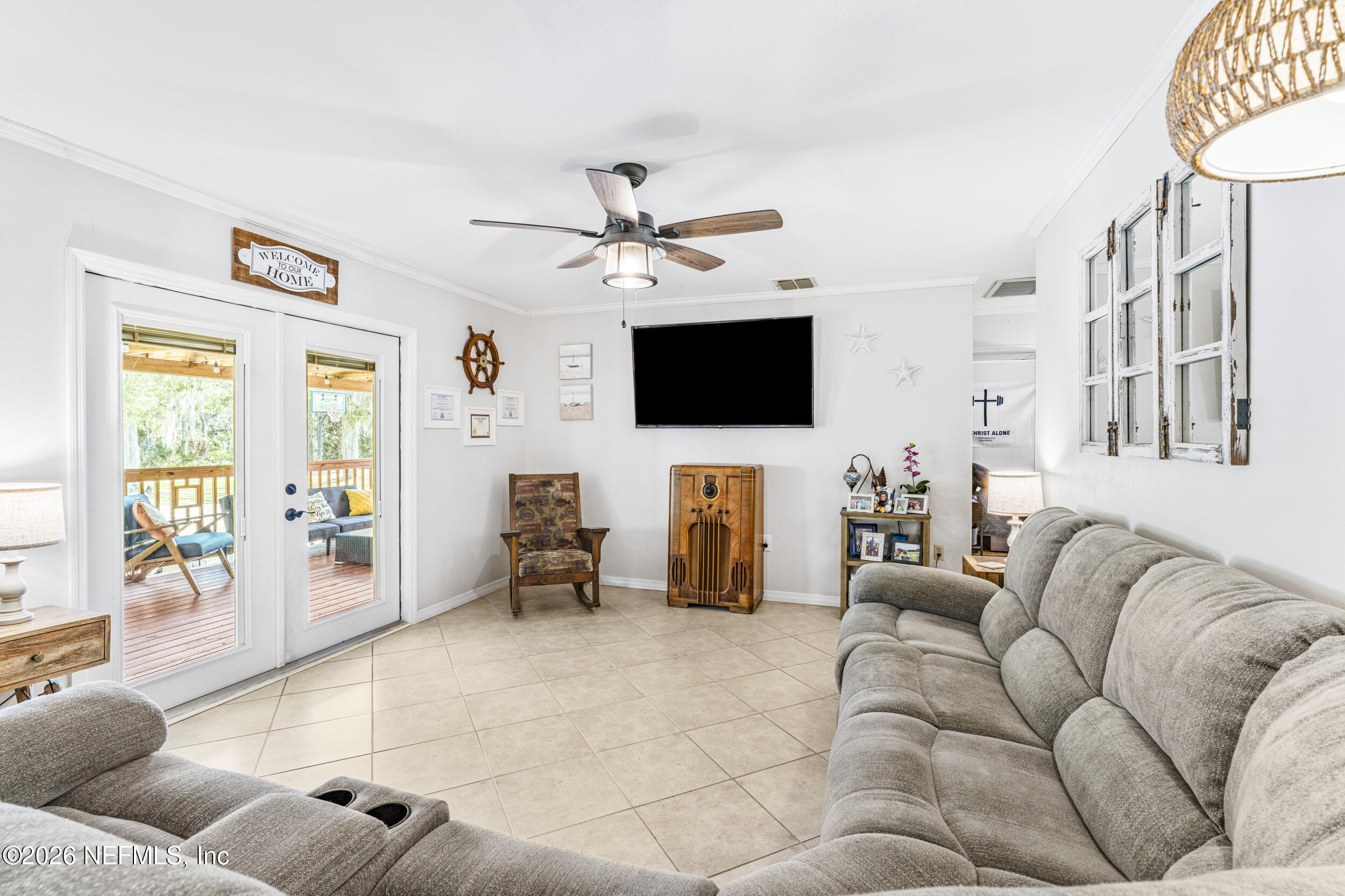 524 Horseshoe Road North St. Augustine, FL 32084 - Photo 6 of 30 Living