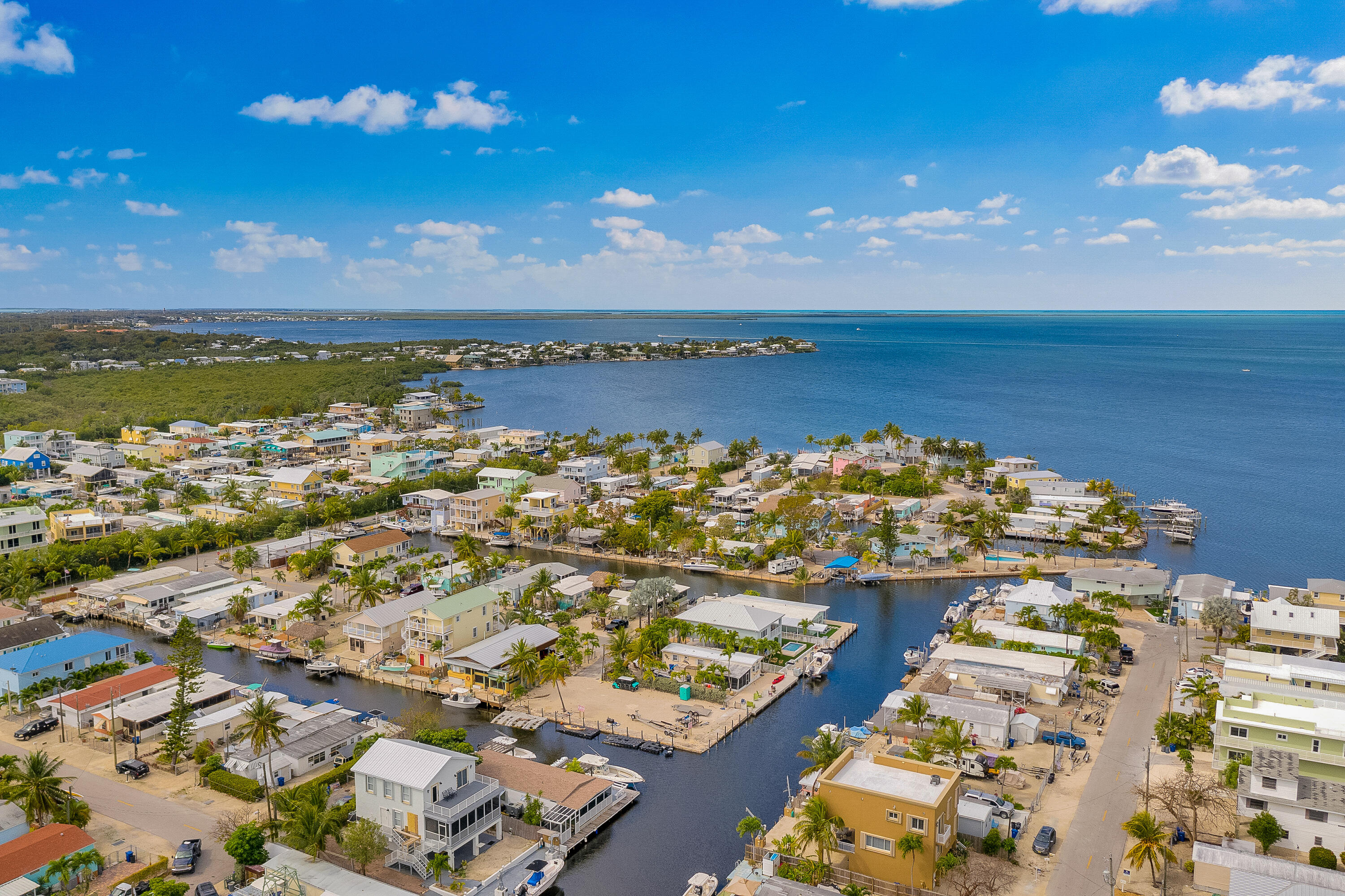 13 Flamingo Road Key Largo, FL 33037 - Photo 7 of 63 5 minutes to wide water