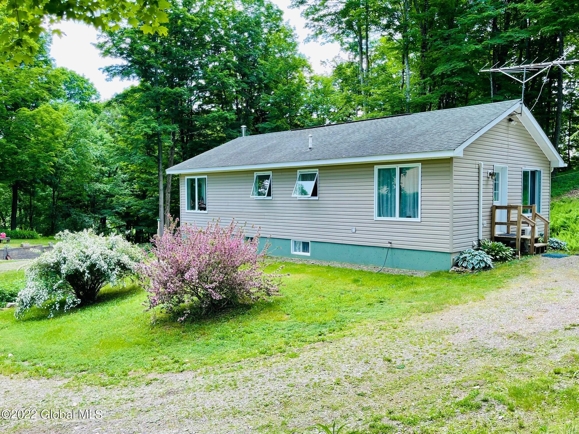 40 Hartshorn Road Greenwich, NY 12834 - Photo 22 of 22 IMG_6898