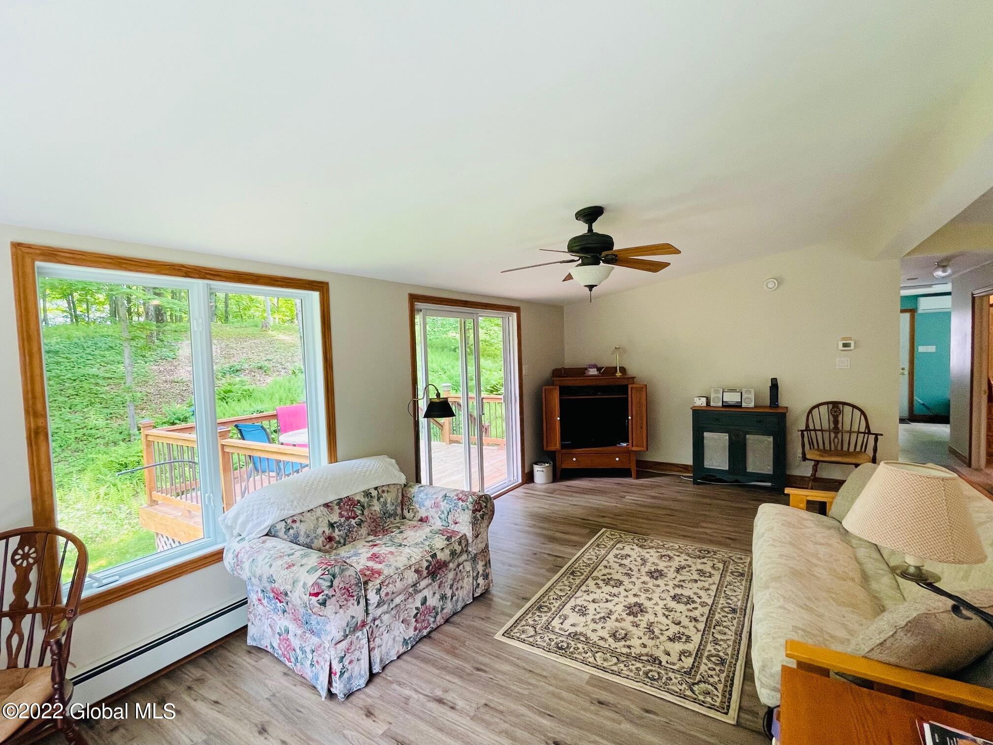 40 Hartshorn Road Greenwich, NY 12834 - Photo 8 of 22 IMG_6882