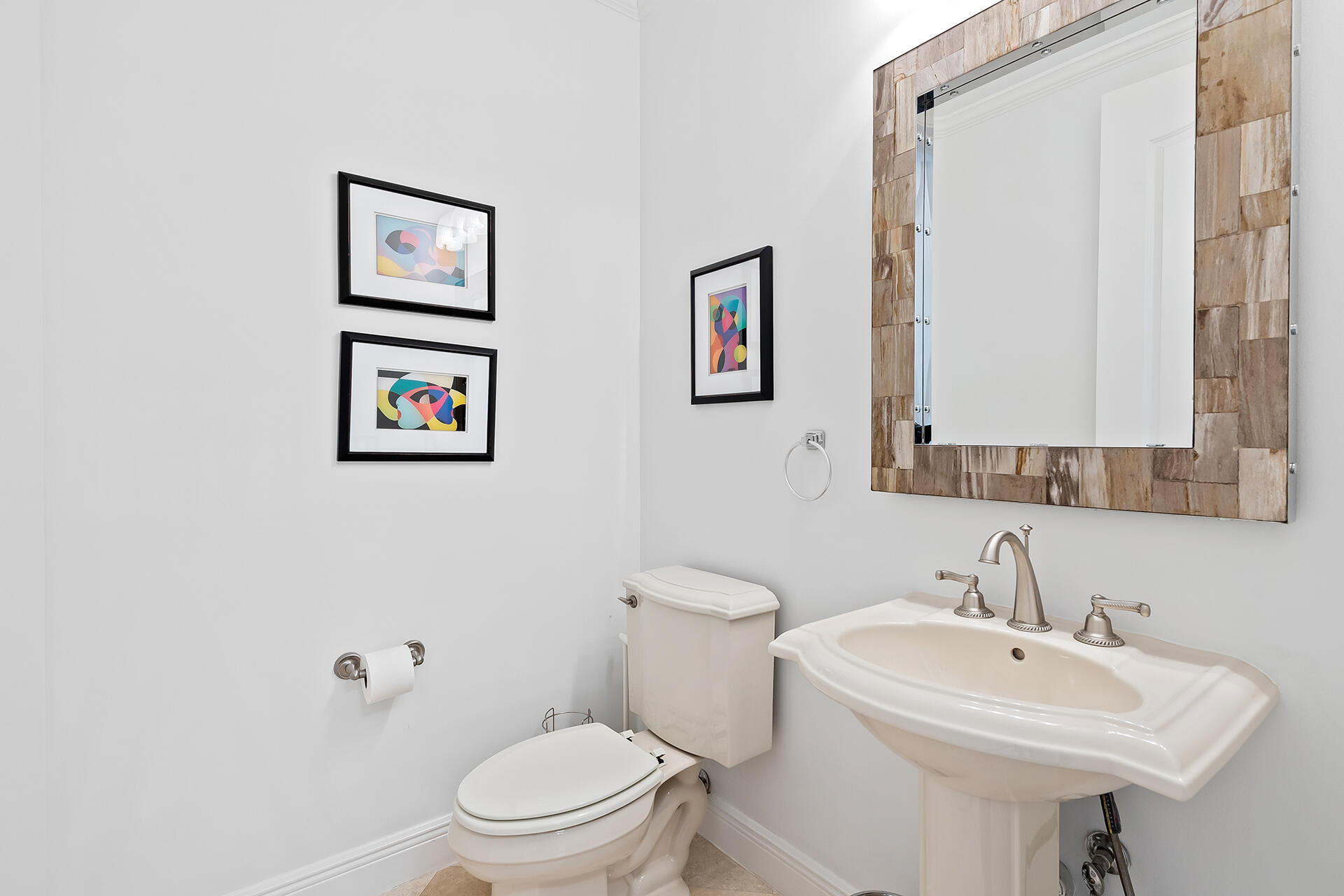 5710 Northeast Verde Circle Boca Raton, FL 33487 - Photo 23 of 39 Powder Bath