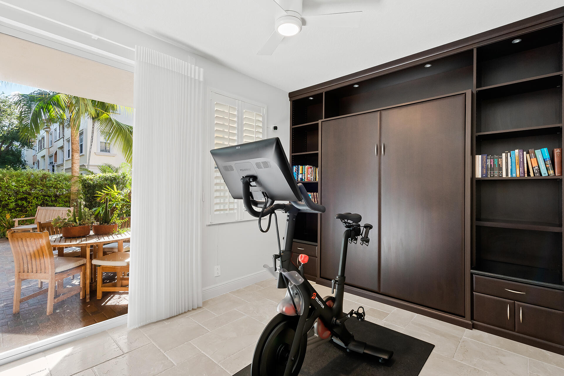 5710 Northeast Verde Circle Boca Raton, FL 33487 - Photo 10 of 39 Murphy Bed