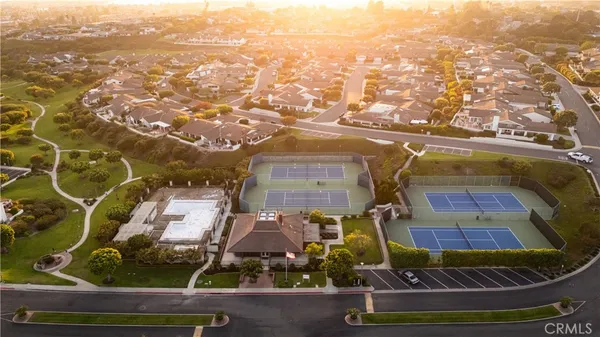$3,895,000 | 3 White Water Drive, Corona del Mar, CA 92625