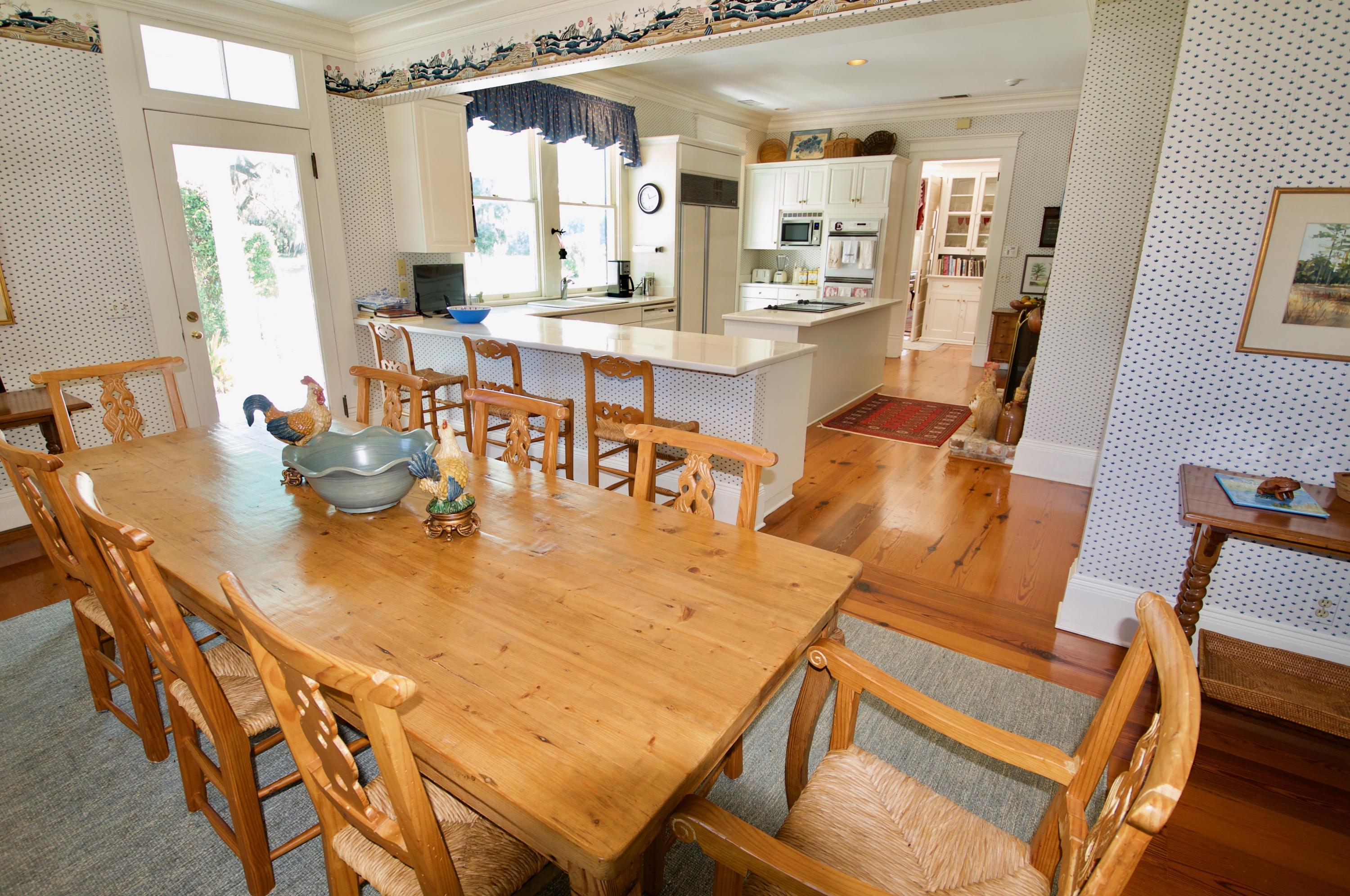 300 State Rd S-7-48 Yemassee, SC 29945 - Photo 14 of 53 Kitchen