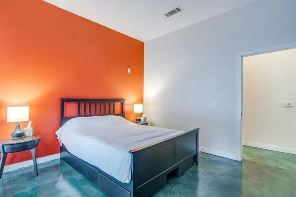 $1,800 | 201 West Lancaster Avenue, Unit 208, Fort Worth, TX 76102