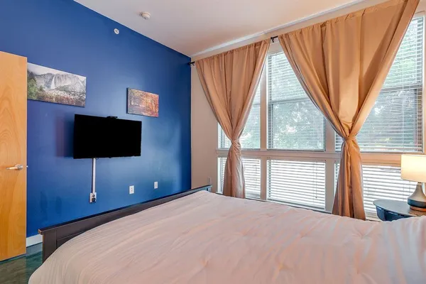 $1,800 | 201 West Lancaster Avenue, Unit 208, Fort Worth, TX 76102