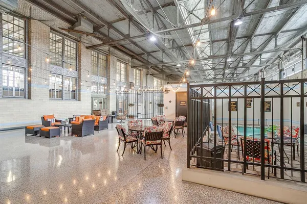 $1,800 | 201 West Lancaster Avenue, Unit 208, Fort Worth, TX 76102