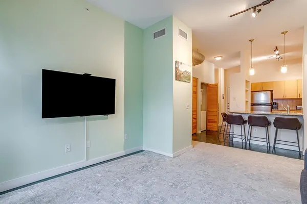 $1,800 | 201 West Lancaster Avenue, Unit 208, Fort Worth, TX 76102