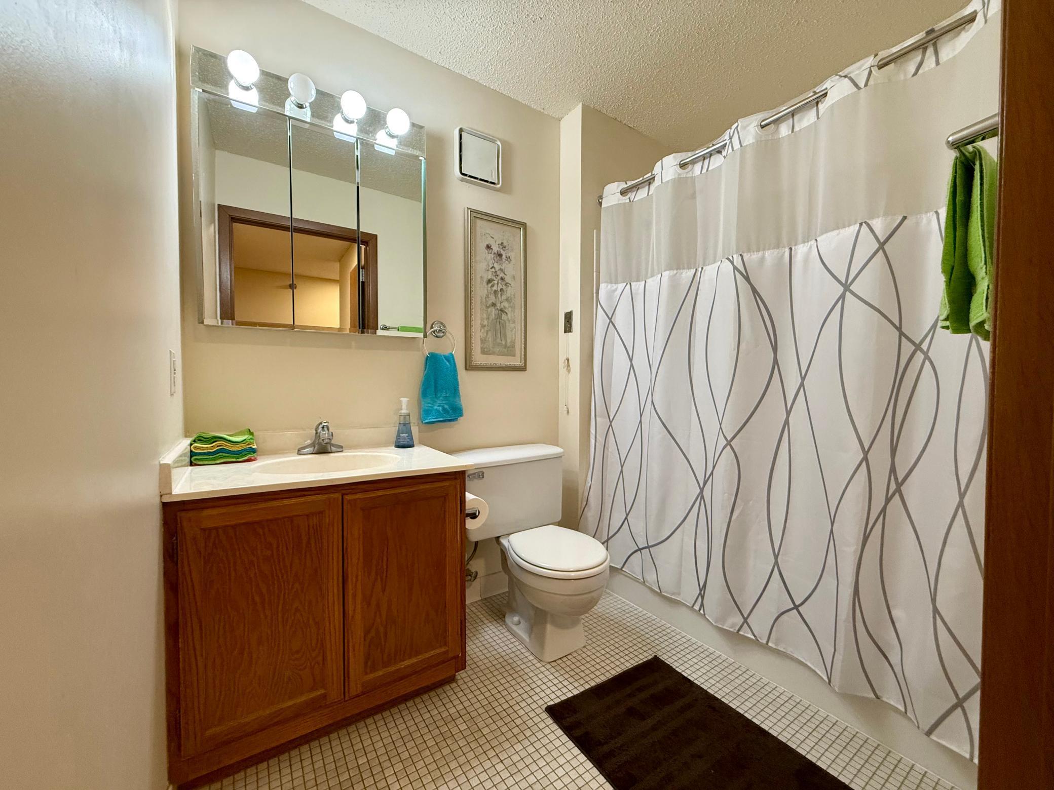 7600 Golden Valley Road, Unit 305 Golden Valley, MN 55427 - Photo 8 of 28