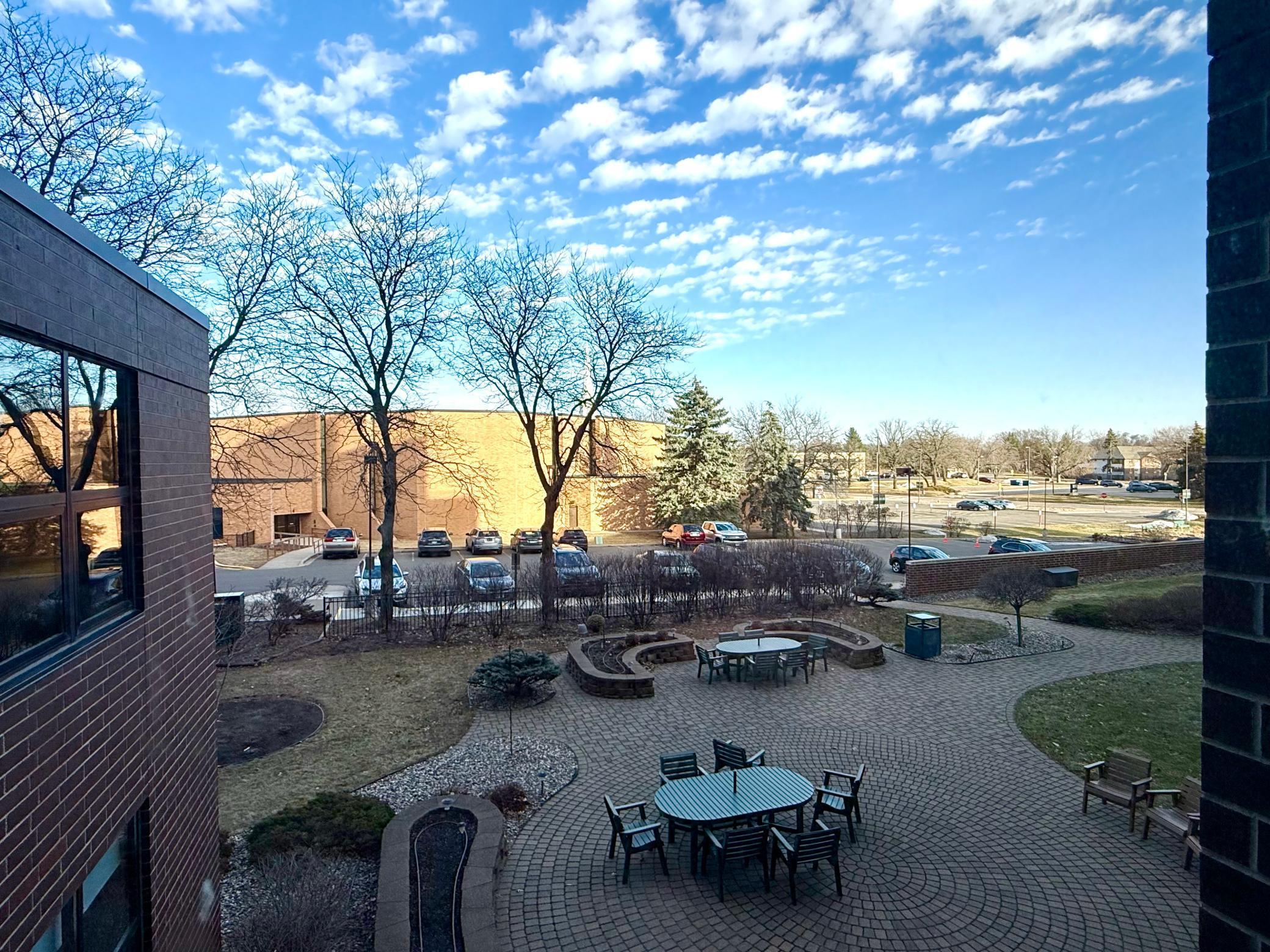 7600 Golden Valley Road, Unit 305 Golden Valley, MN 55427 - Photo 9 of 28