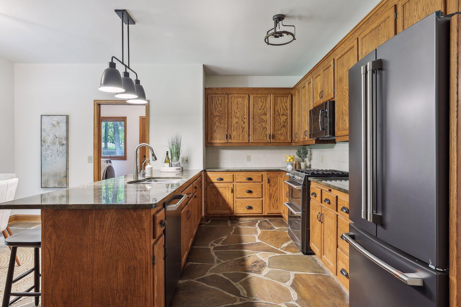 2732 Deerhill Road Medina, MN 55356 - Photo 8 of 41 Gallery Image 8