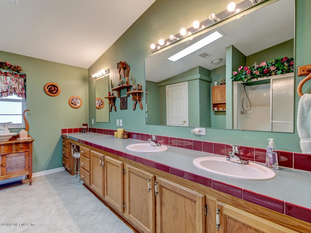 9567 Taylor Field Road Jacksonville, FL 32222 - Photo 34 of 59 9567 Taylor Field Rd-051-064-Master Bath