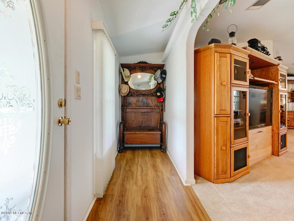 9567 Taylor Field Road Jacksonville, FL 32222 - Photo 8 of 59 9567 Taylor Field Rd-016-041-Foyer-MLS_S