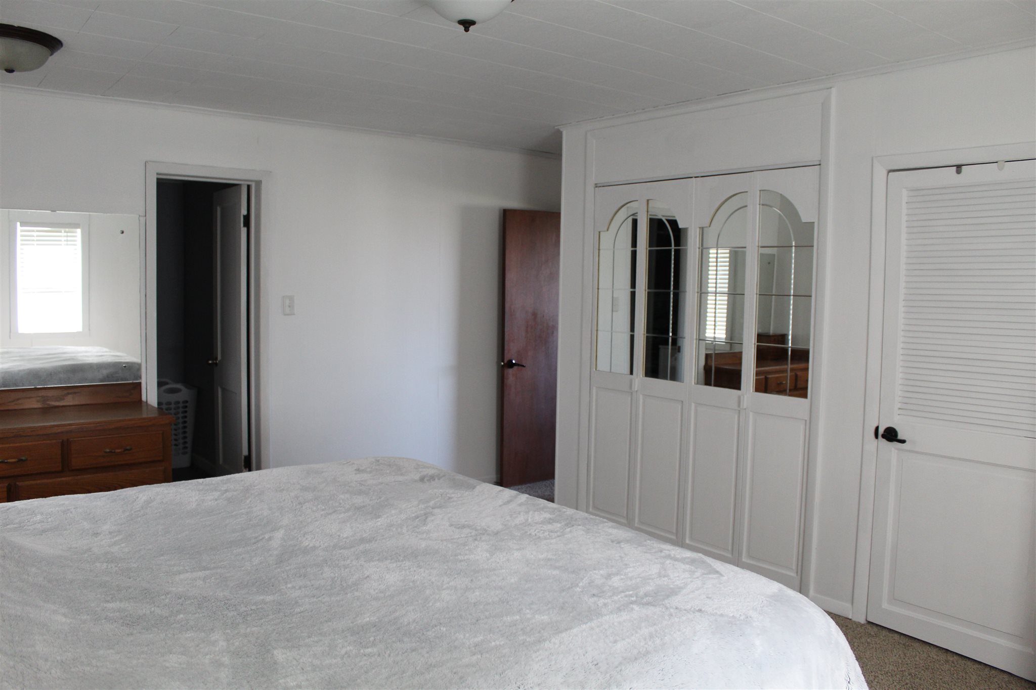 2559 South State Road Mentone, IN 46539 - Photo 13 of 35