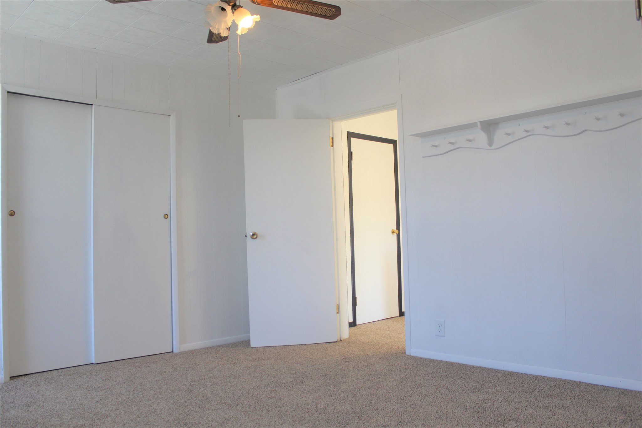 2559 South State Road Mentone, IN 46539 - Photo 18 of 35
