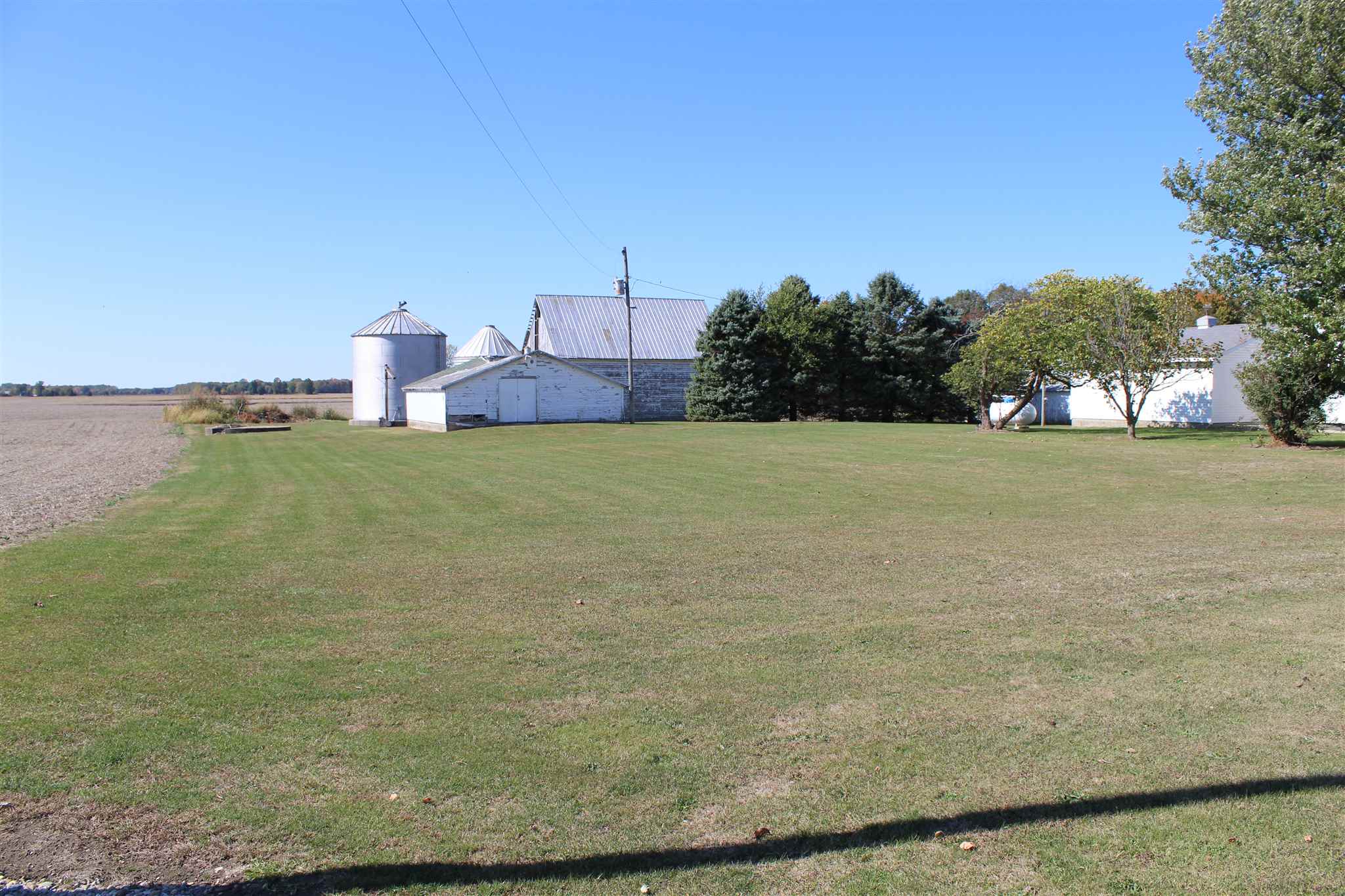 2559 South State Road Mentone, IN 46539 - Photo 27 of 35
