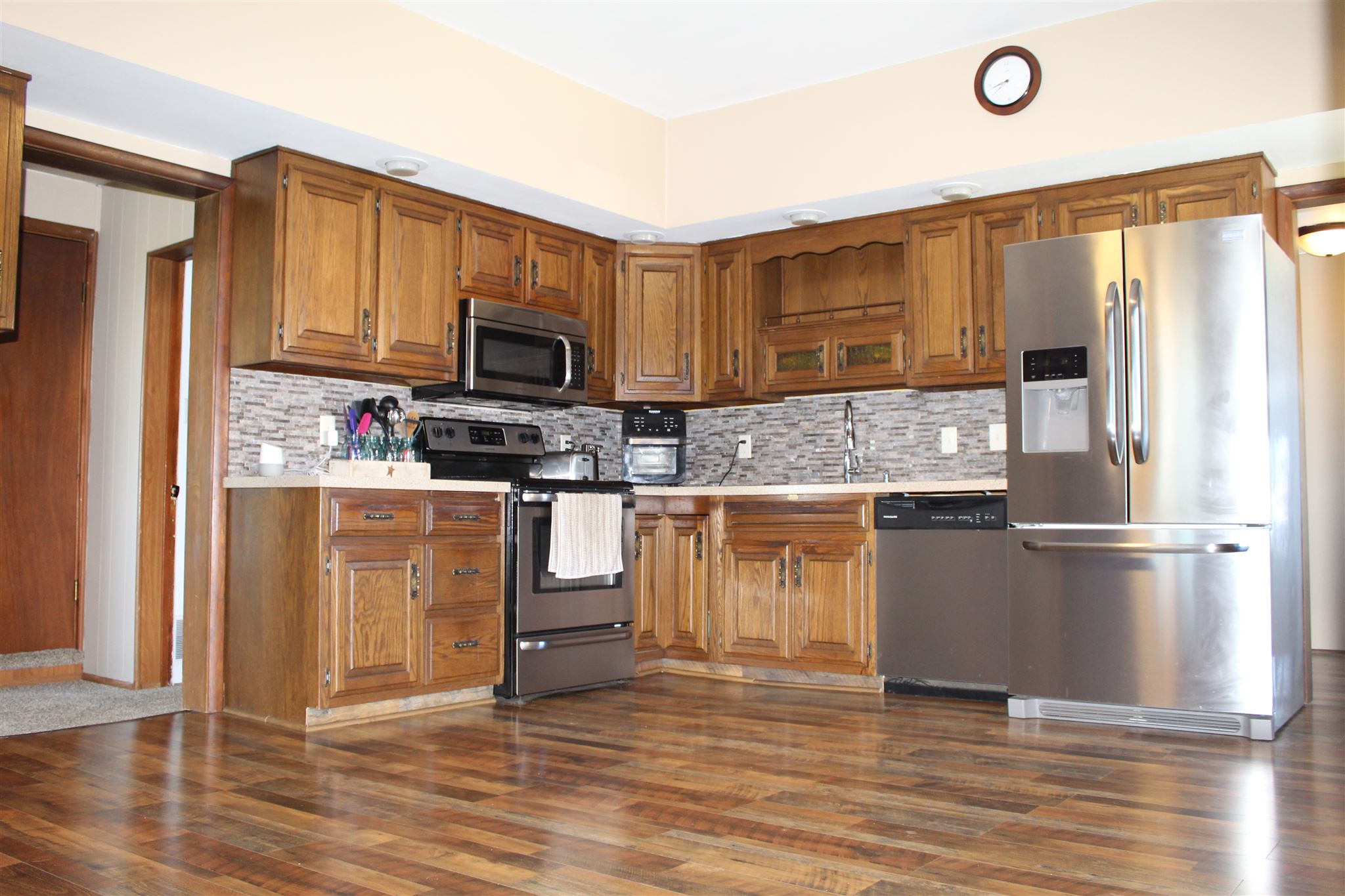 2559 South State Road Mentone, IN 46539 - Photo 4 of 35