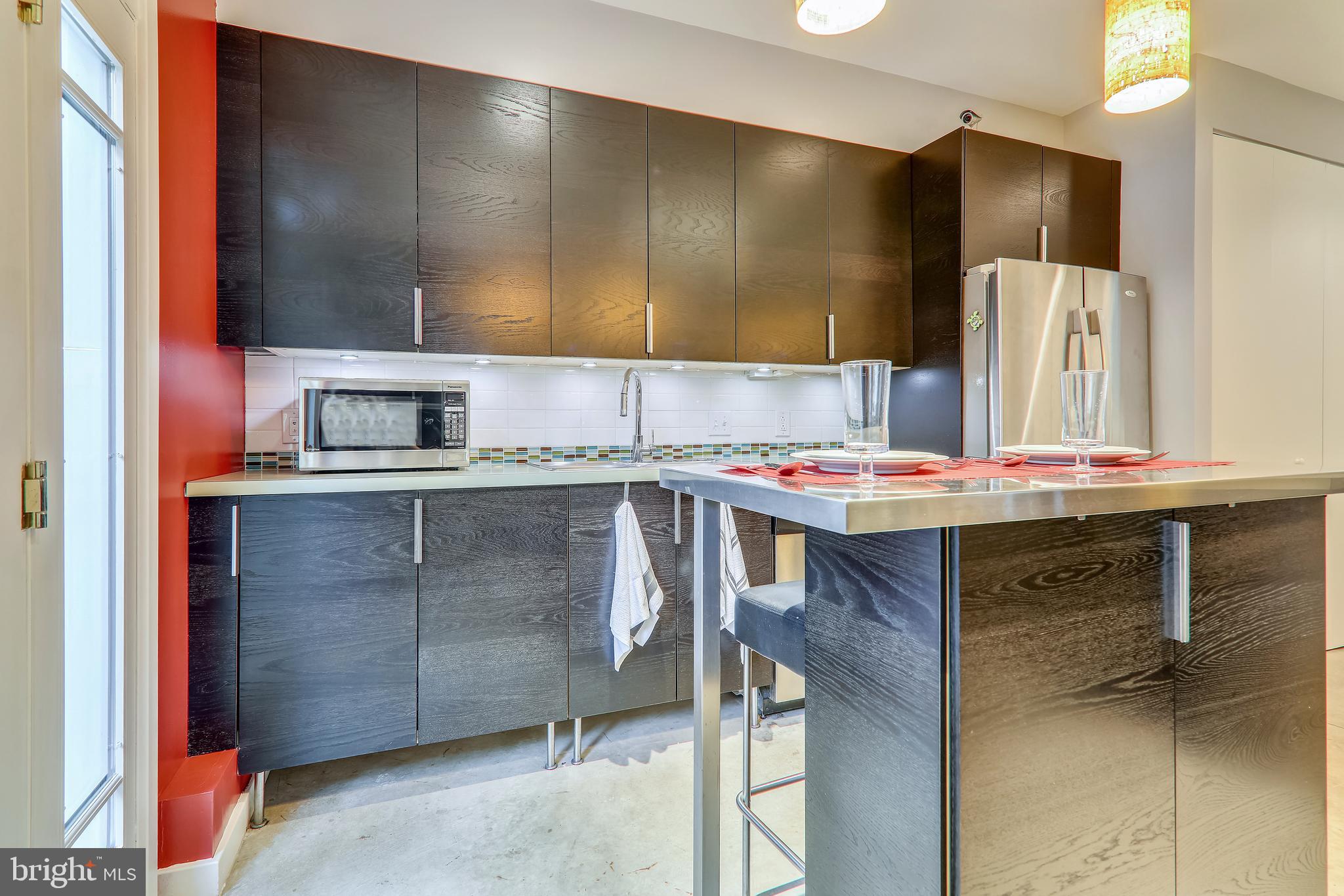 438 Ridge Street Northwest Washington, DC 20001 - Photo 12 of 18 Fully equipped - stainless steel appliances