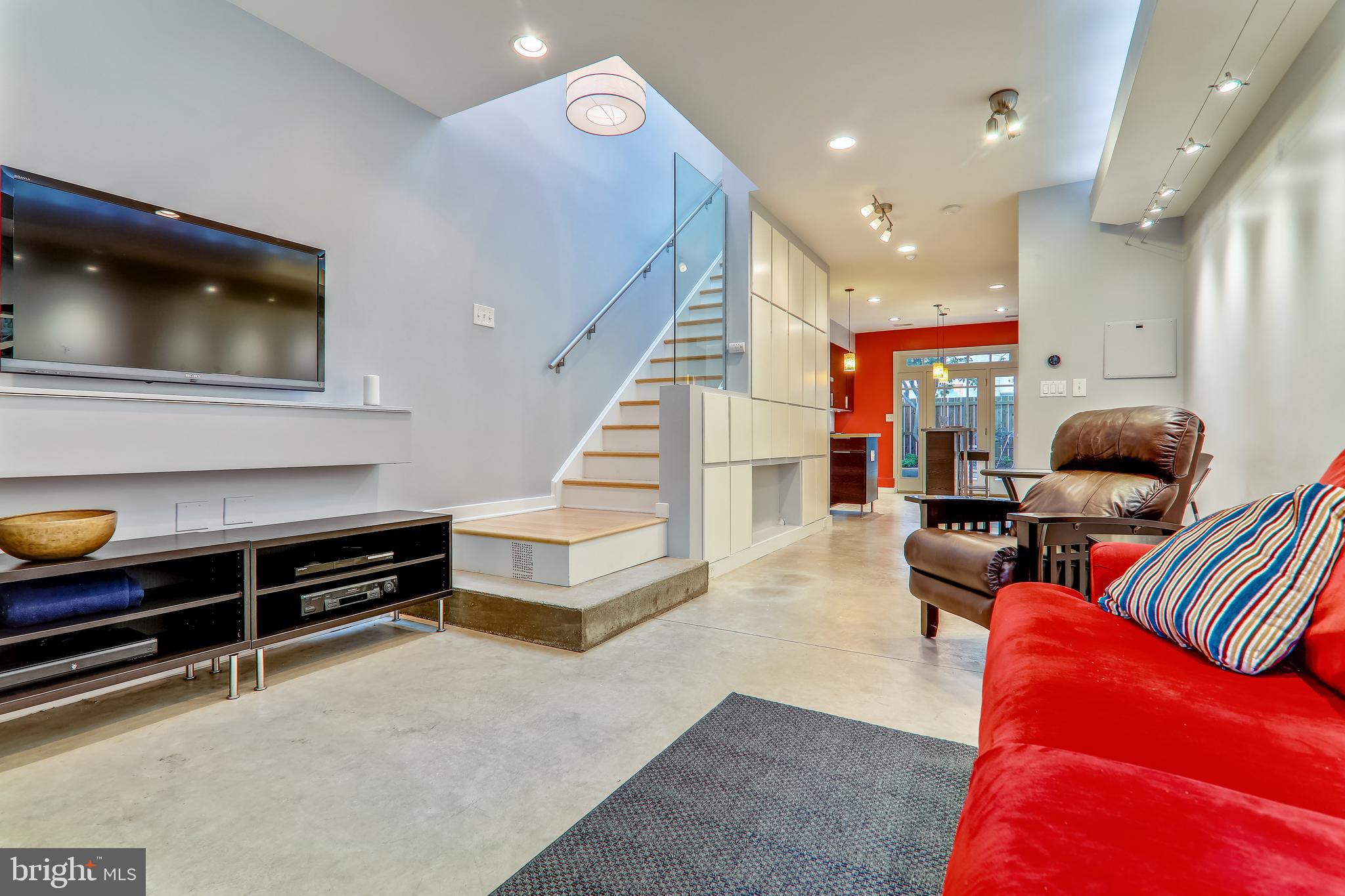 438 Ridge Street Northwest Washington, DC 20001 - Photo 6 of 18 Living and Dining Spaces