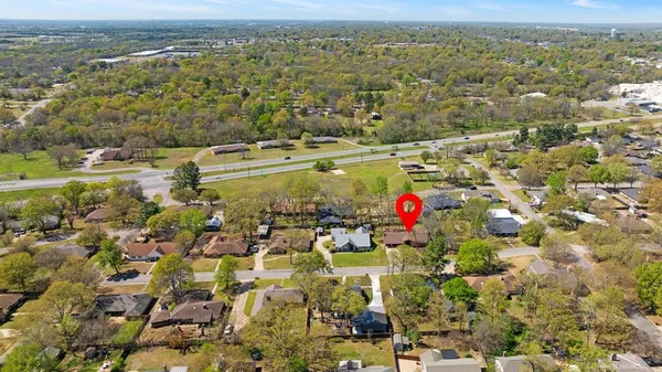 $260,000 | 830 39th Street Southeast, Paris, TX 75462